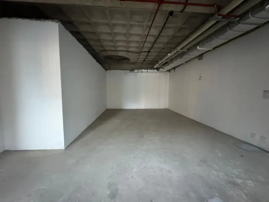 Loja Comercial com Hall de Entrada – Jardim Vergueiro, Sorocaba SP